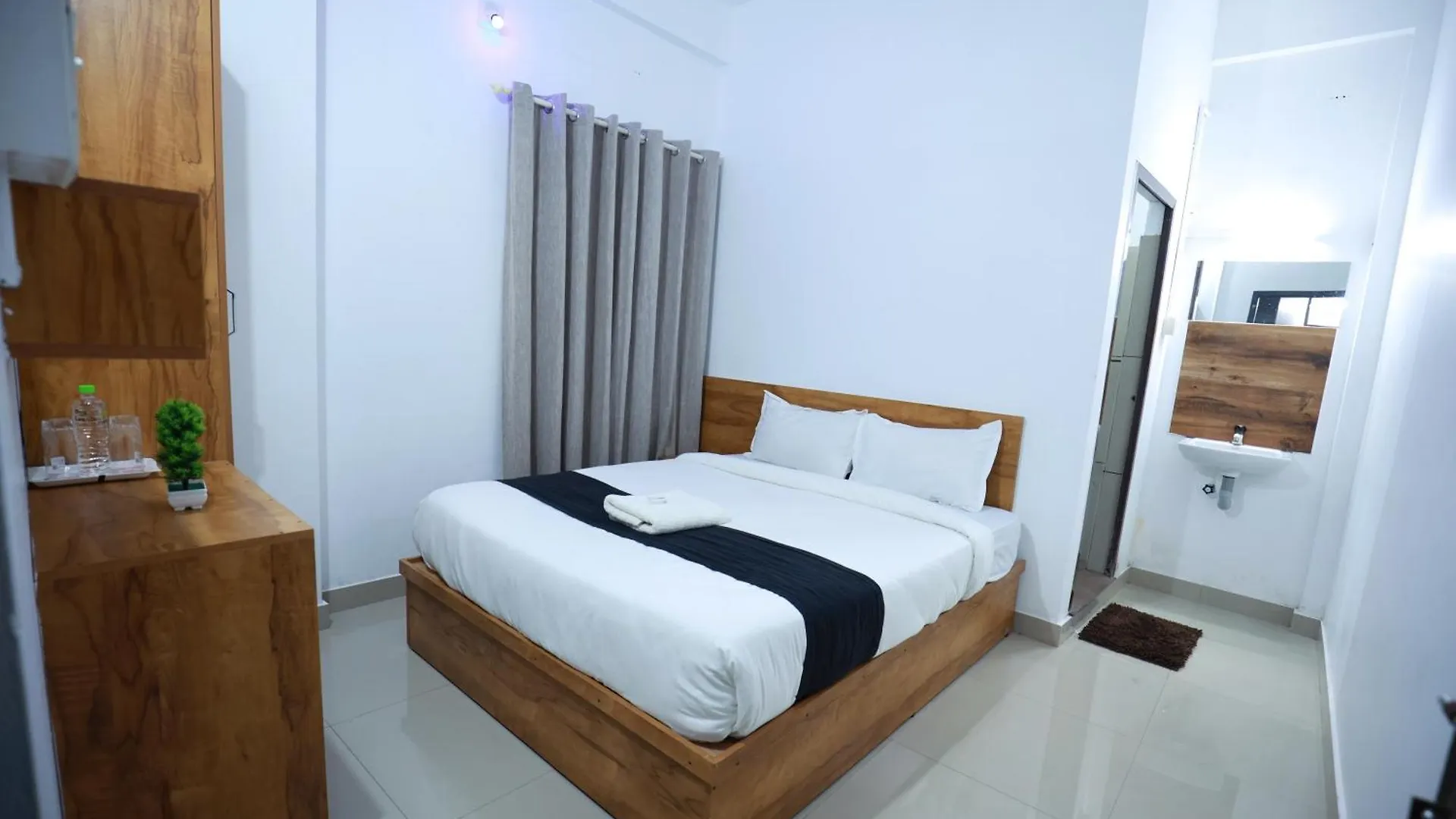 Hr Residency Hotel Kozhikode 2*,